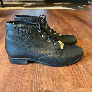 Ariat Women's 8M Black Leather Kiltie Silver Plate Lace-Up Ankle Booties Boots